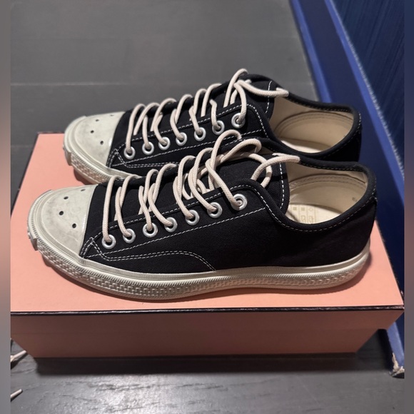 Acne Studios LOW TOP SNEAKERS - Picture 2 of 4